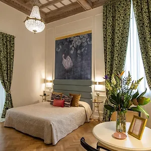 https://ingrami-suites.it-romehotels.com